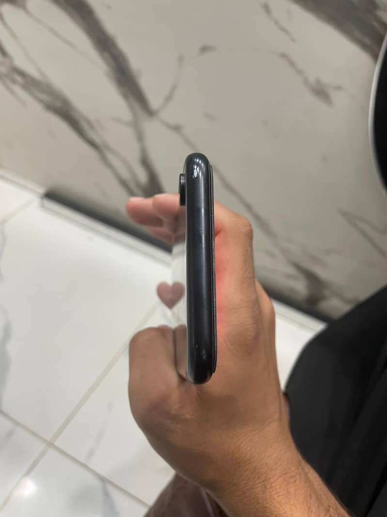 iphone xr 2