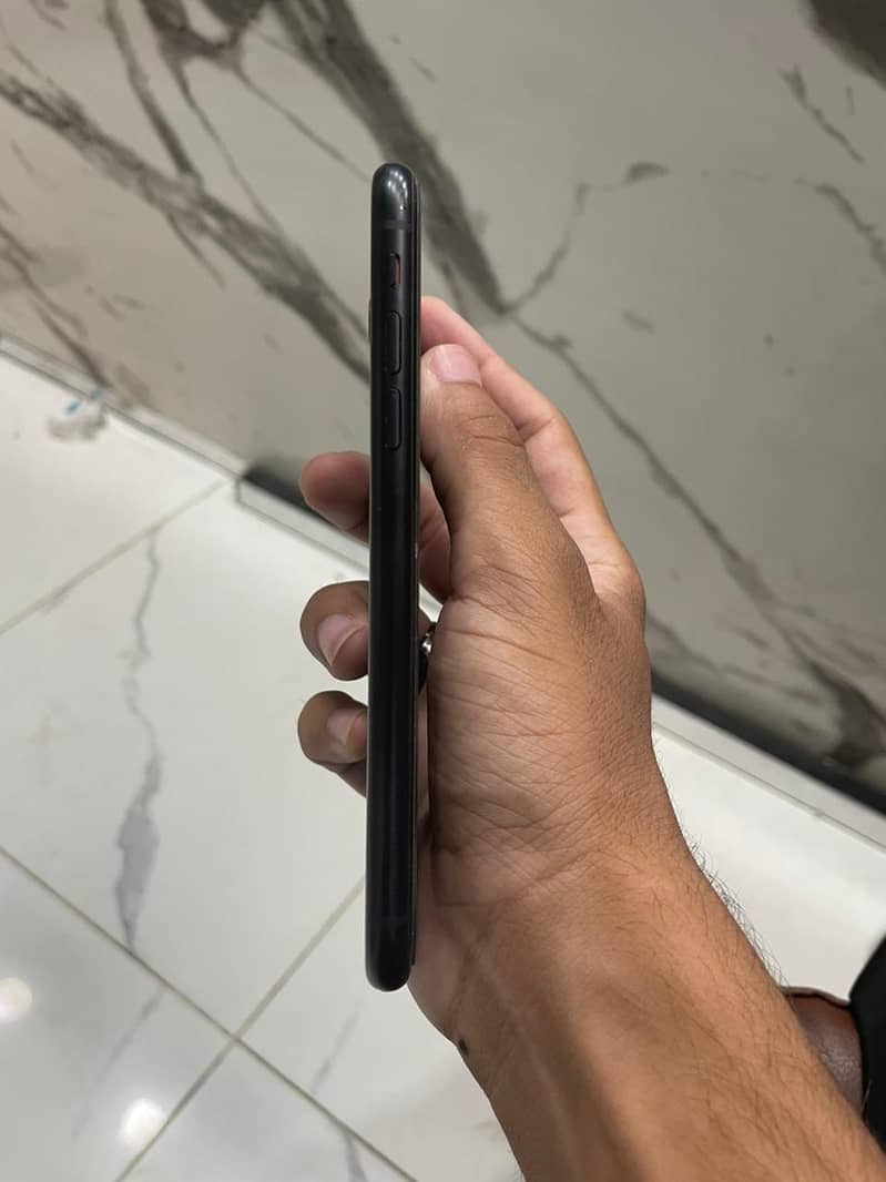 iphone xr 3