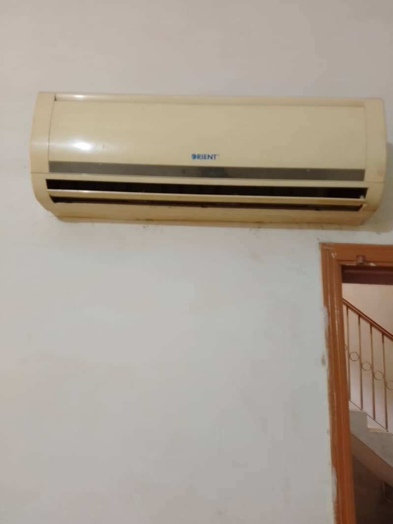 Air Conditioner Split 1 ton 0