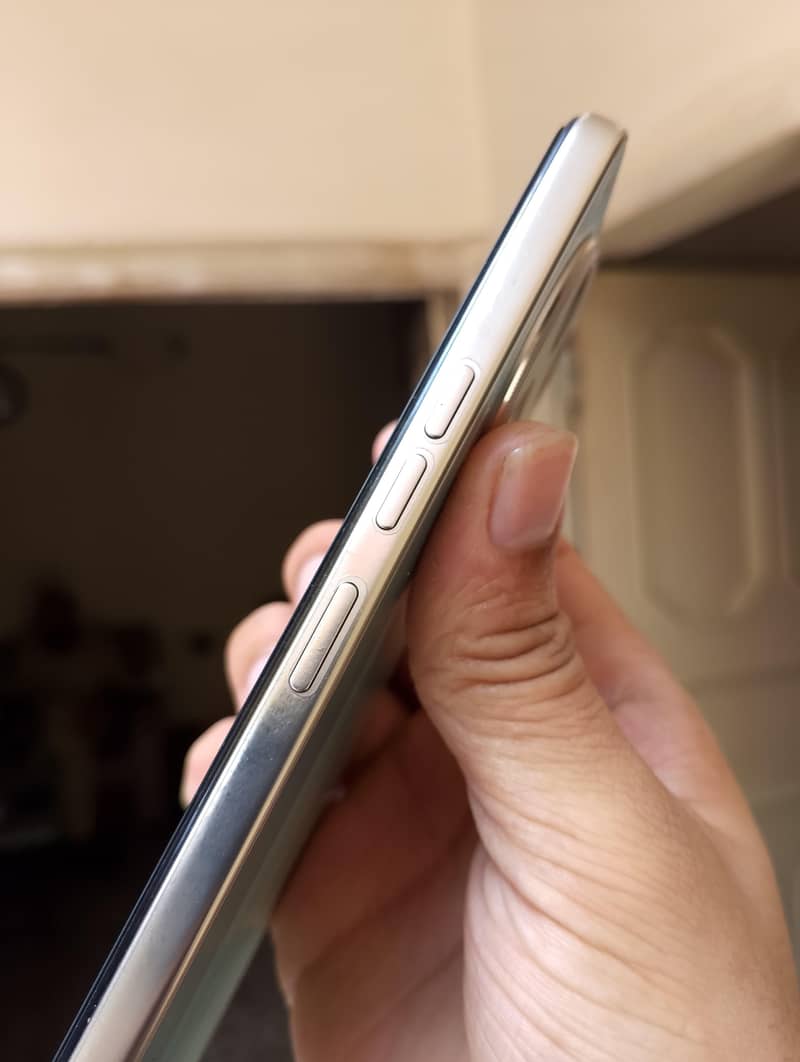 Tecno CAMON 30 4