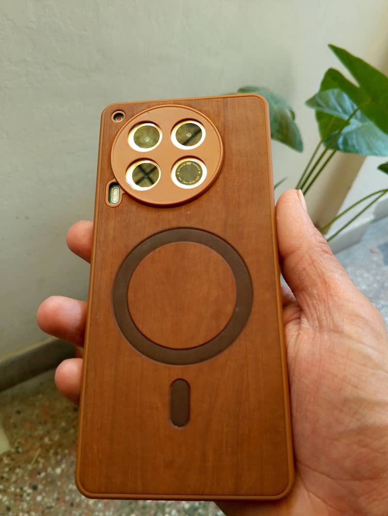 Tecno CAMON 30 8