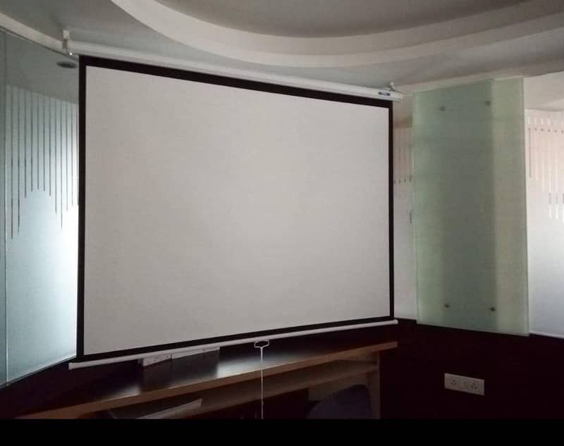 itech projection screen 2