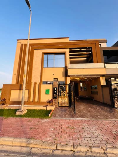 5 Marla Ready-to-Move Luxury House for Sale in Bahria Orchard Lahore 3 Beds | Car Porch
