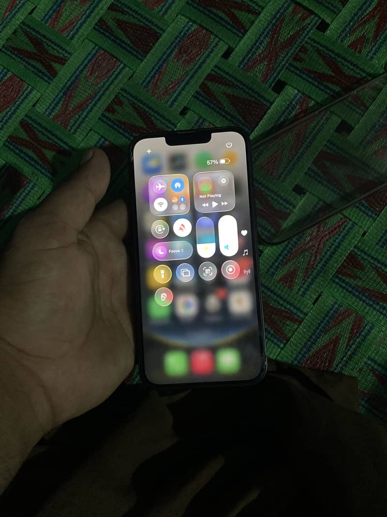 Iphone 16 e New 4