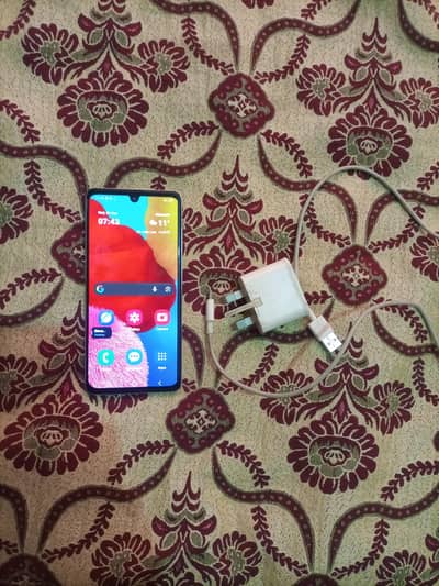 Samsung A51 (6/128)