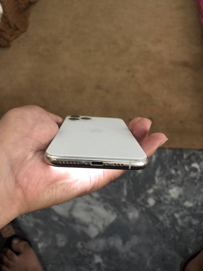 iphone 11pro 3