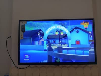 SLIME LED TV
