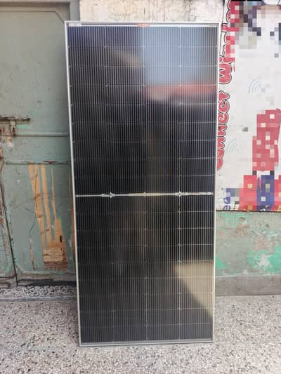 solar penal 310 watt double glass brand new condition