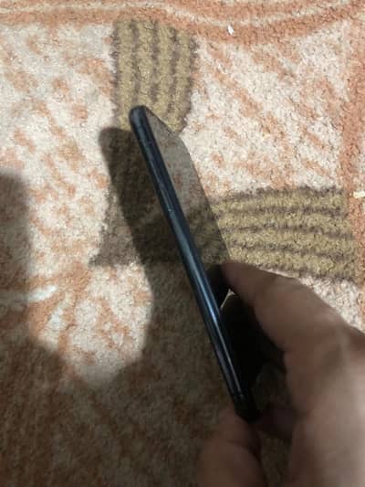 iPhone XS PTA approved.           03406795981