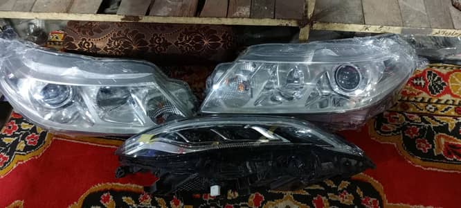 sazuki vtara sadhee head light pair