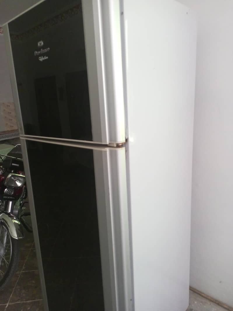 Refrigerator 3