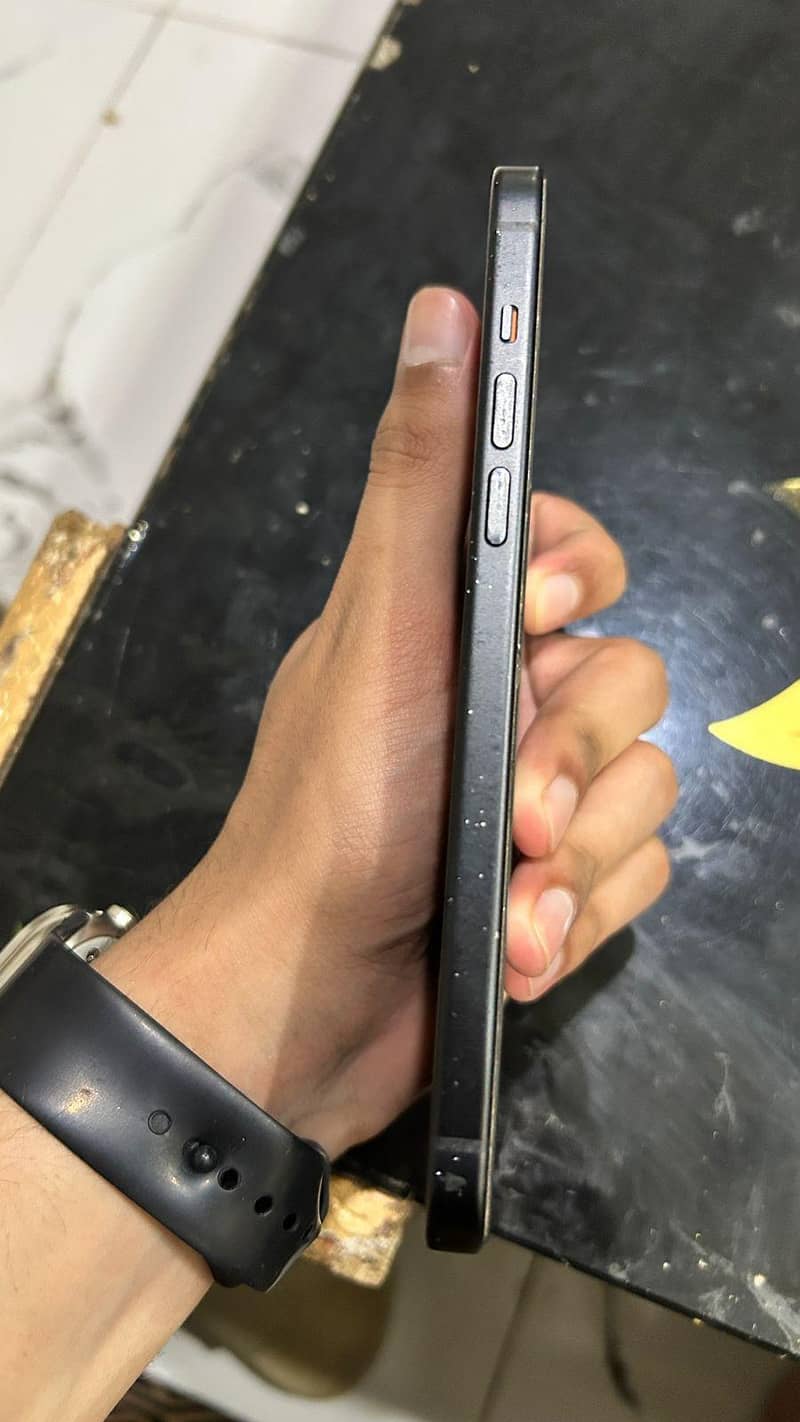 iphone 15 plus jv 2