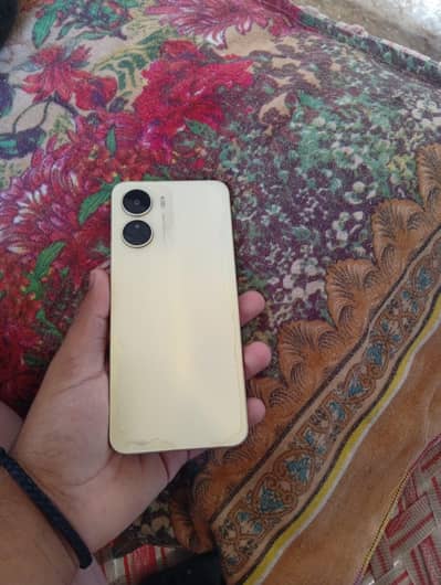 Vivo Y16