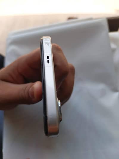Infinix hot 60i ptA Approved/8gb/8gb/256sto