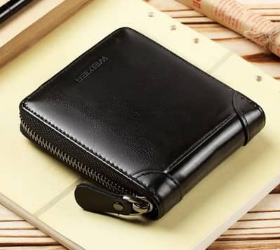Men's leather black zipper closure