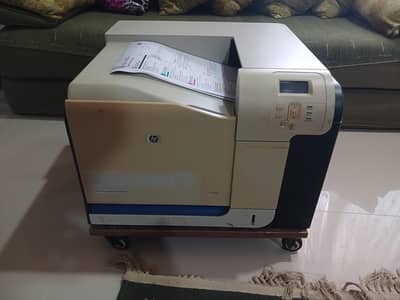 HP Color Laserjet CP 3525x