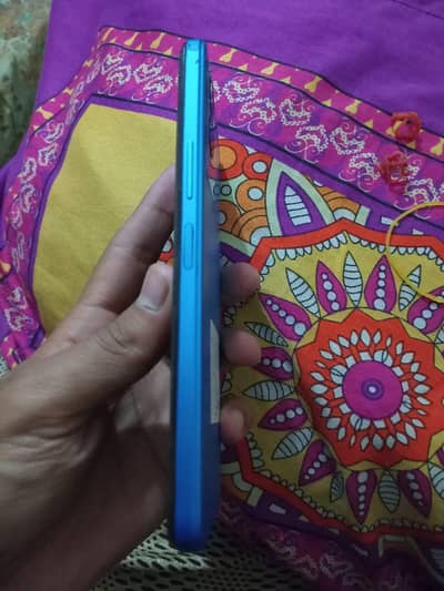 Infinix note 12 phone with original box and original data cable