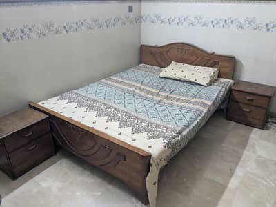 Queen double bed
