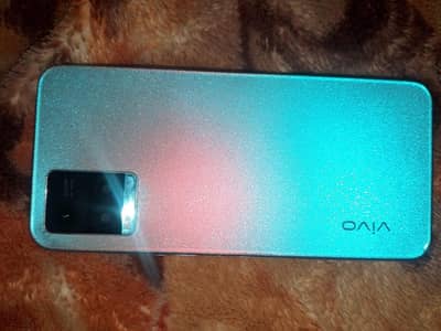 vivo y33s. 8/128) Exchange possible) PH 03204660735