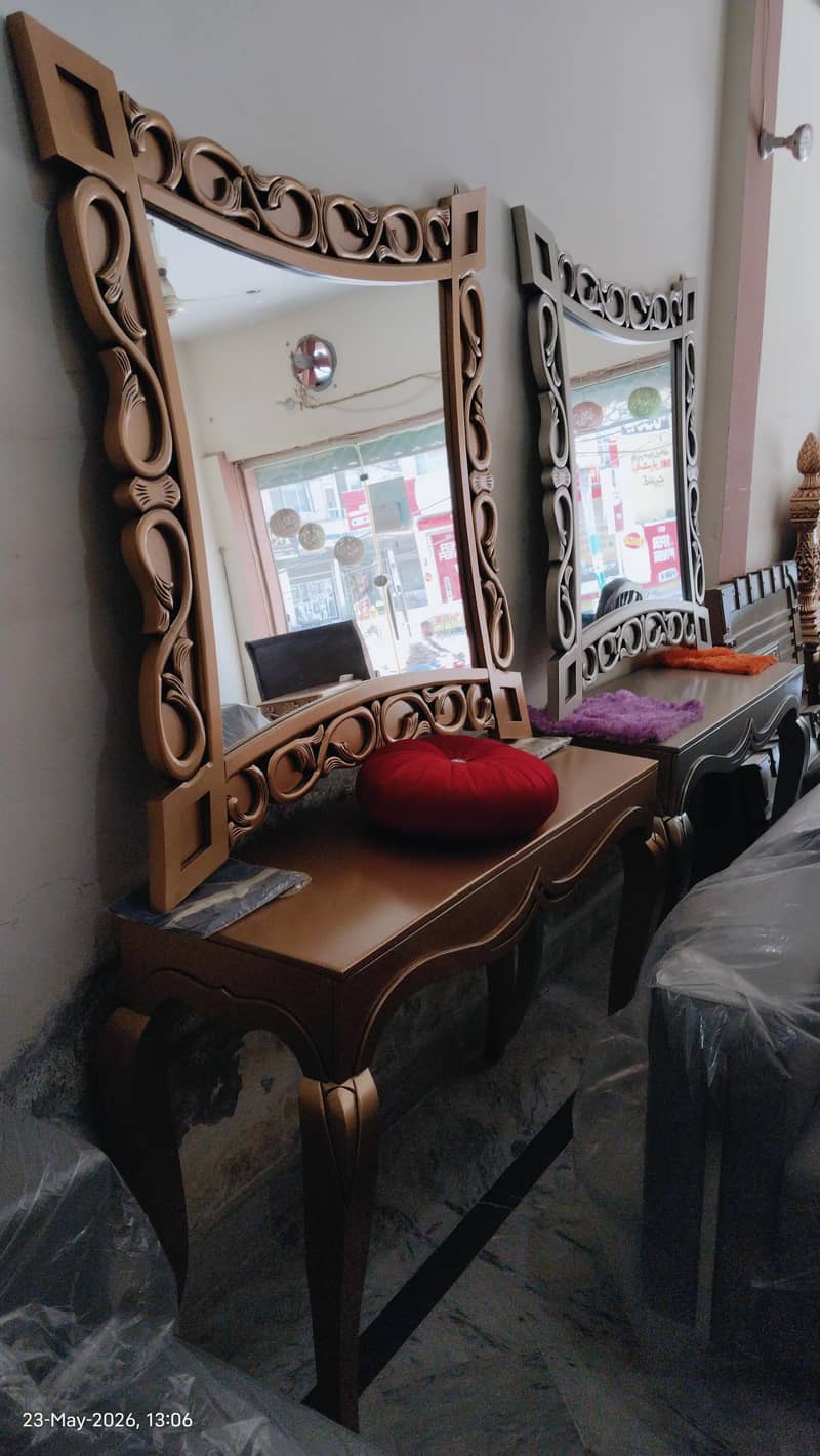 mirror console table 0