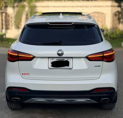 MG HS 2022