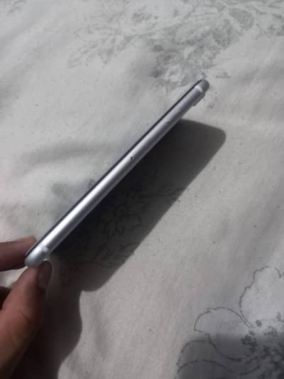 iphone se2020  Whatsapp 0309 3573007