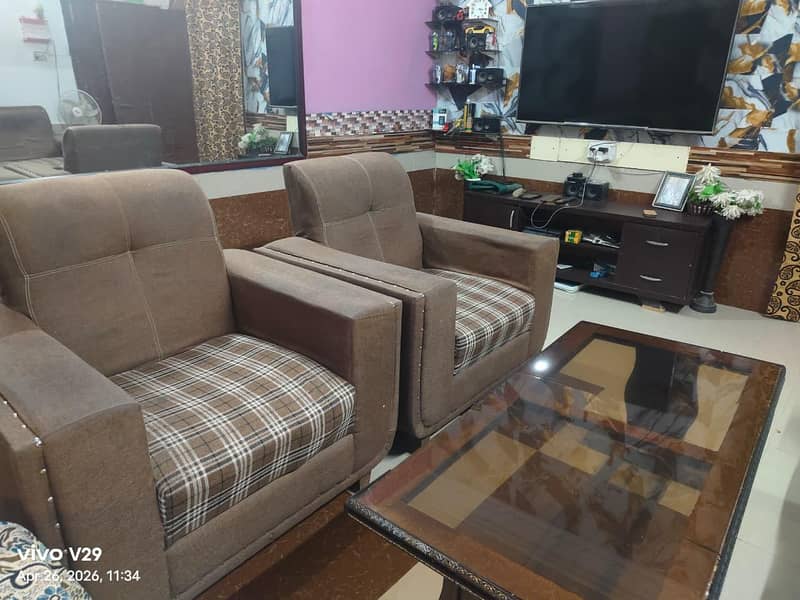 sofa and dining table 0