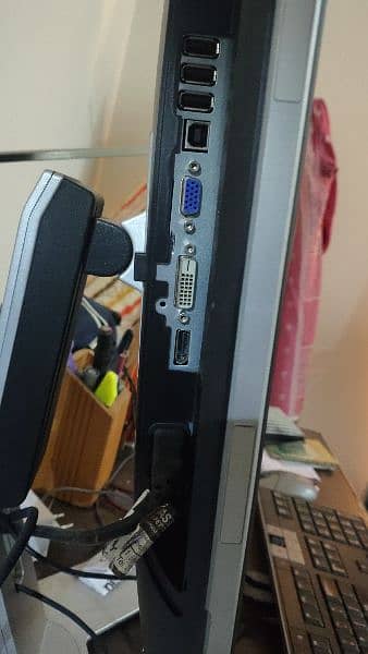 dell LED 22 inch monitor