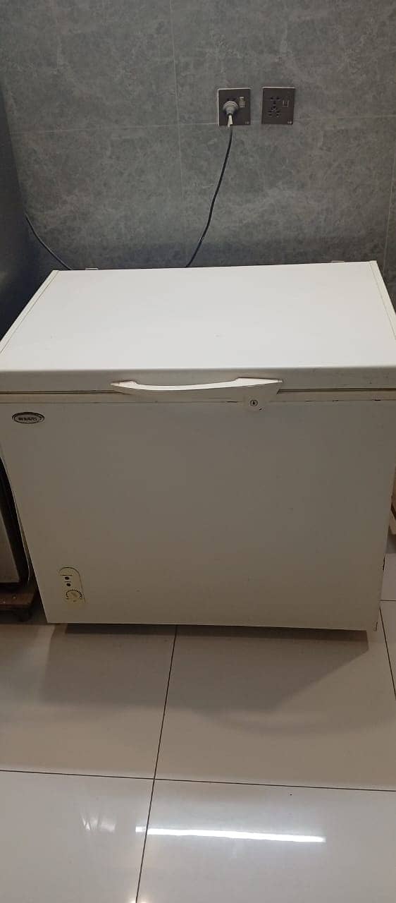 Waves deep freezer 3