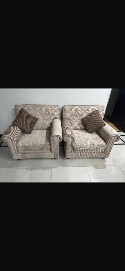 Sofa Set-7 Seater with 2 Tables