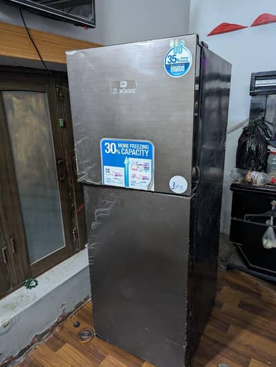 Dawlance Medium Size Fridge Mint Condition