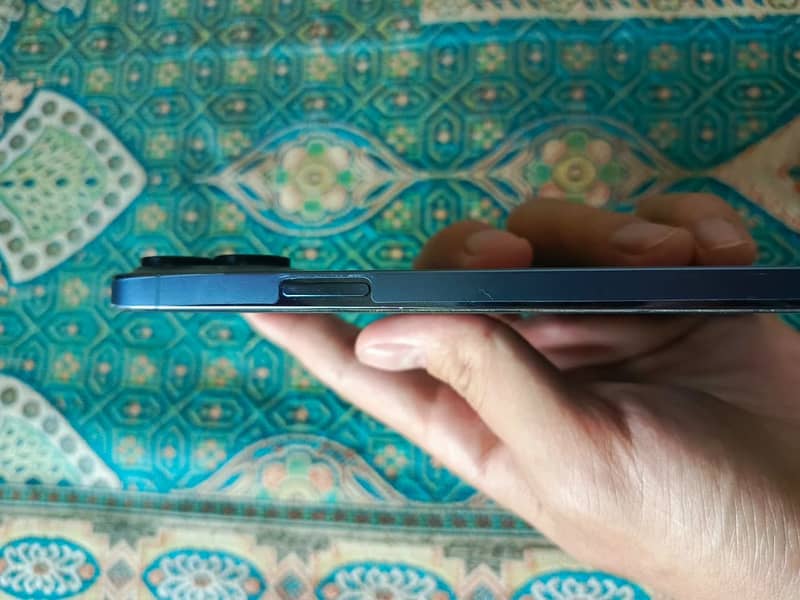iPhone 13 Pro Max Jv 2
