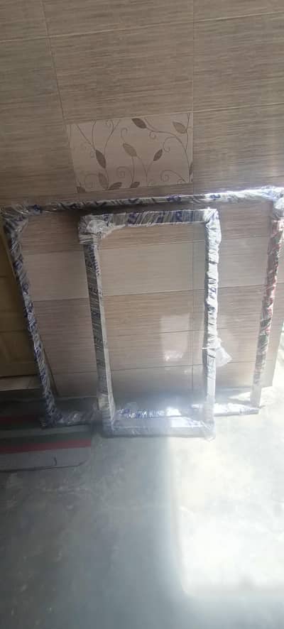 4 by 4 two door aluminum window