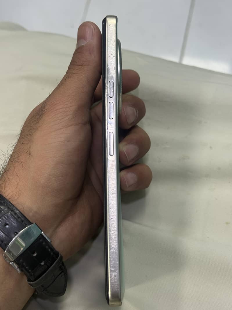 techno camon 30  8/256 1