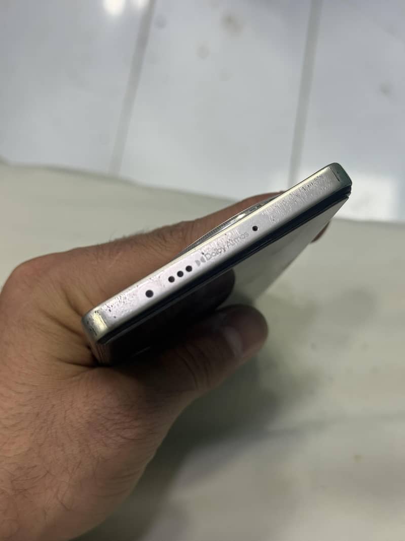 techno camon 30  8/256 5