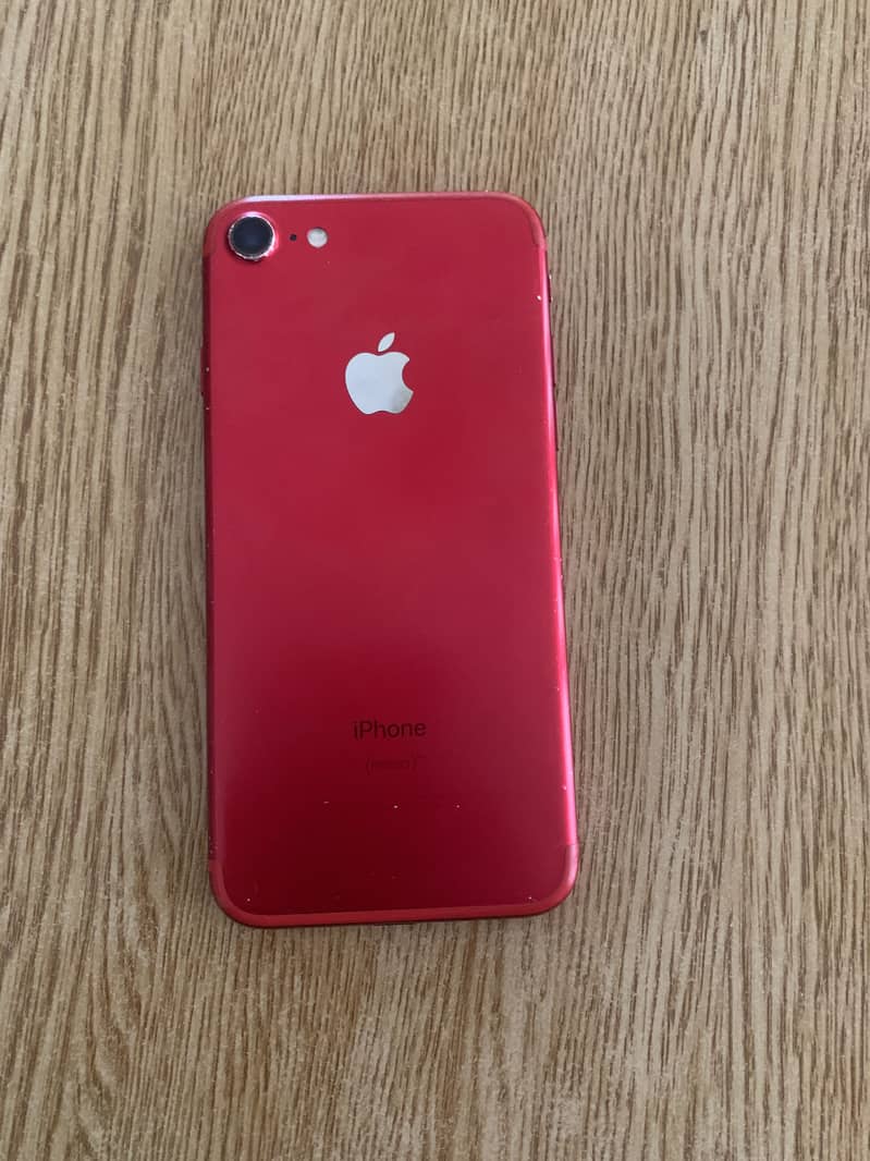 Apple iPhone 7 3