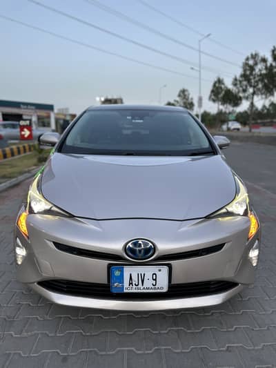 Toyota Prius S