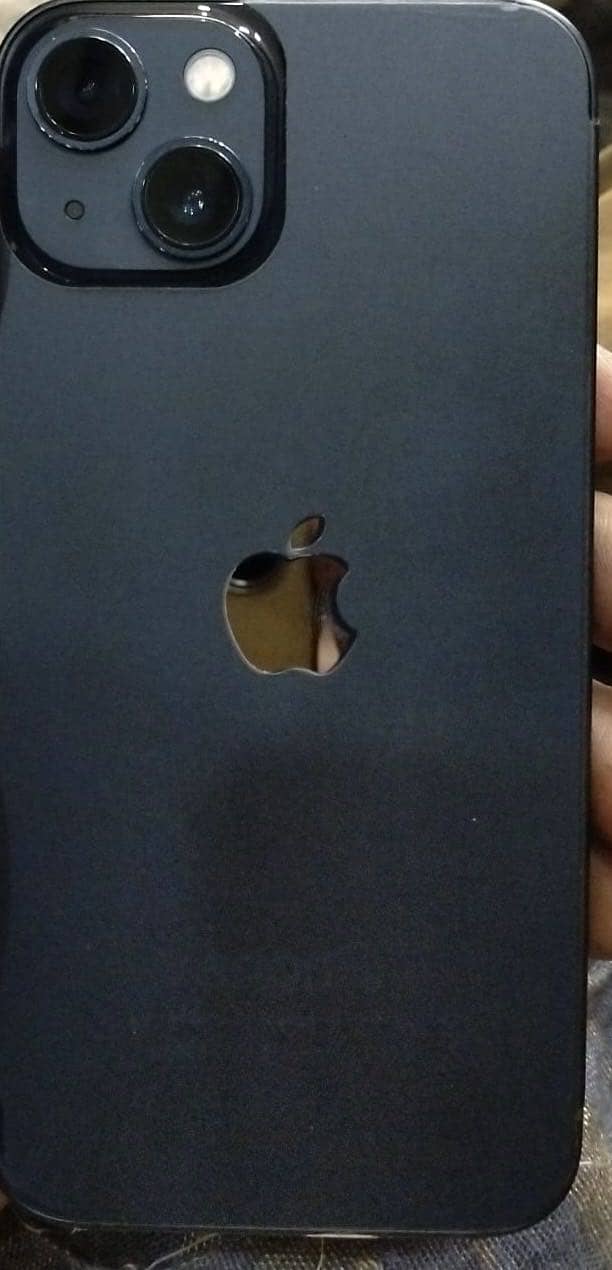 Apple iPhone 13 3