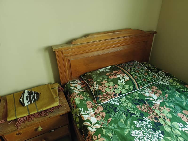 Single Beds 2 4