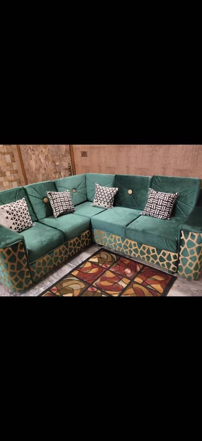 L shape sofa (bottle green)