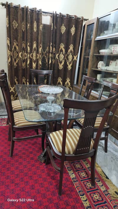 6 seater dining table