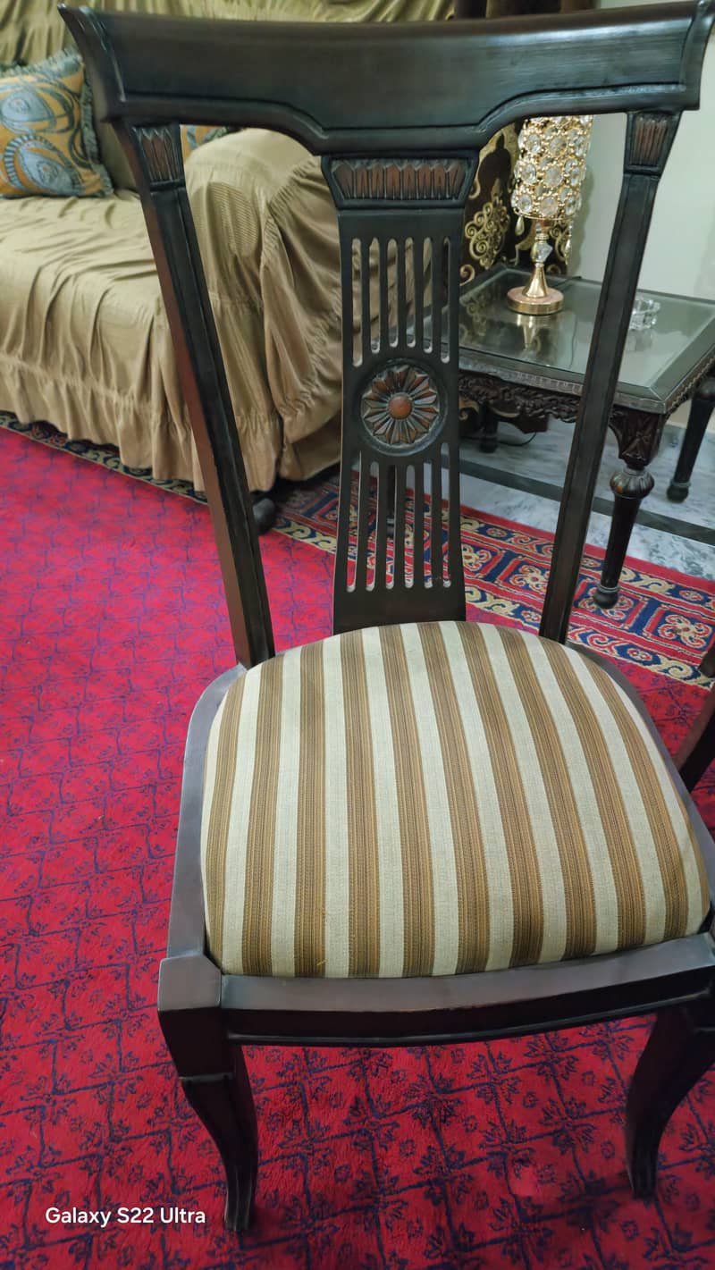 6 seater dining table 2