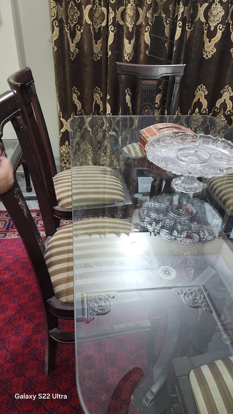 6 seater dining table 3