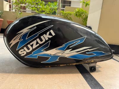 Suzuki 150 tank