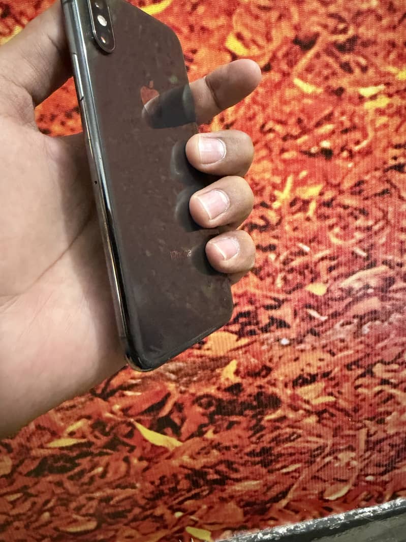 Iphone Xs 4