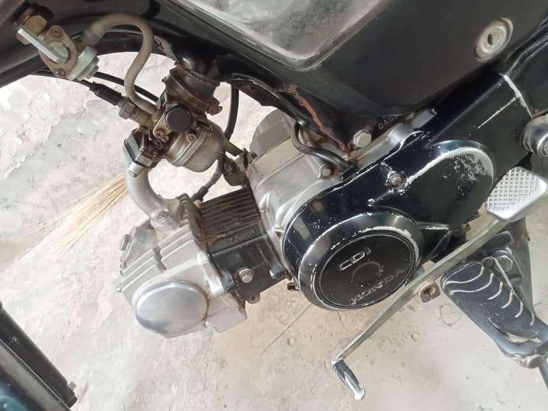 CD Dream 2017 model, All documents available, condition average, 2