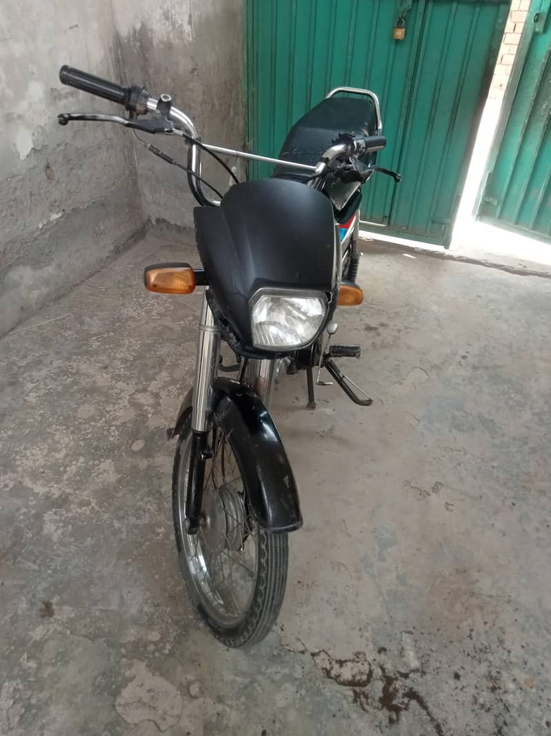 CD Dream 2017 model, All documents available, condition average, 7