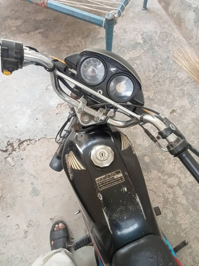 CD Dream 2017 model, All documents available, condition average, 8
