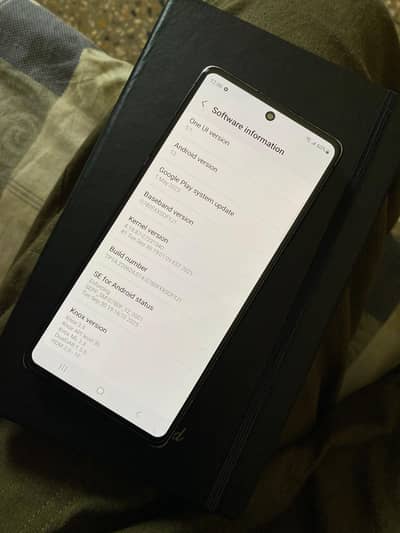 Samsung Mobile S20 FE official dual