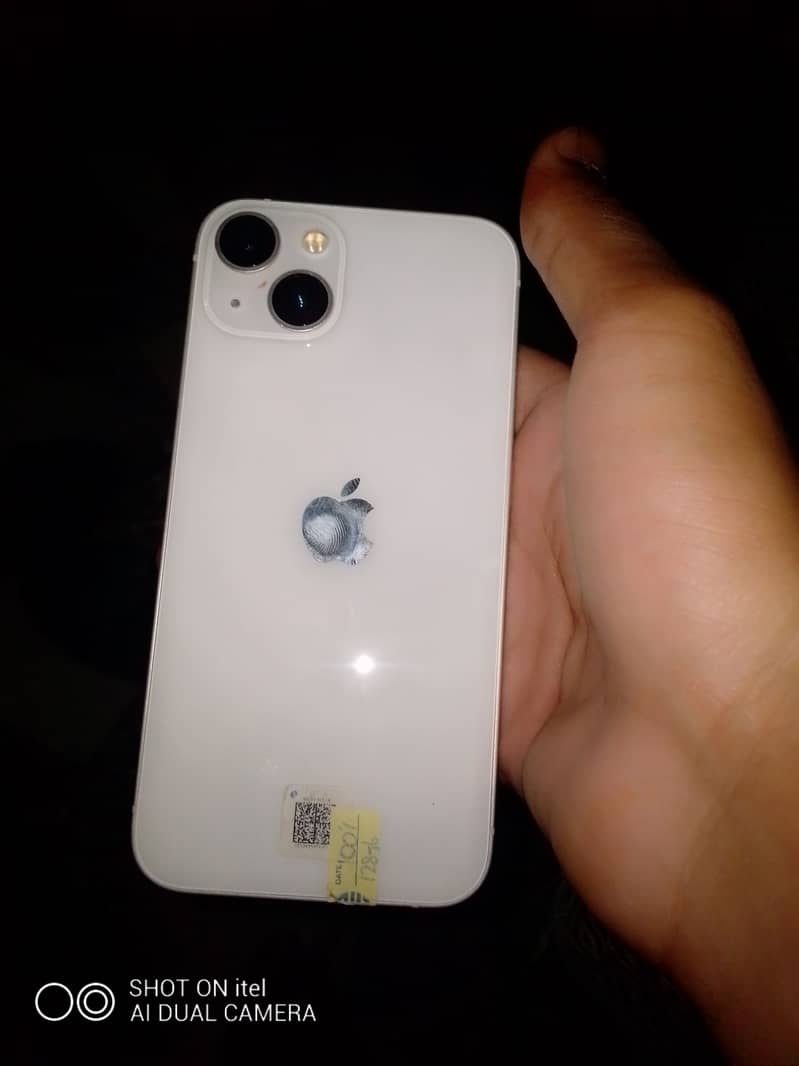 Apple iPhone 13 2